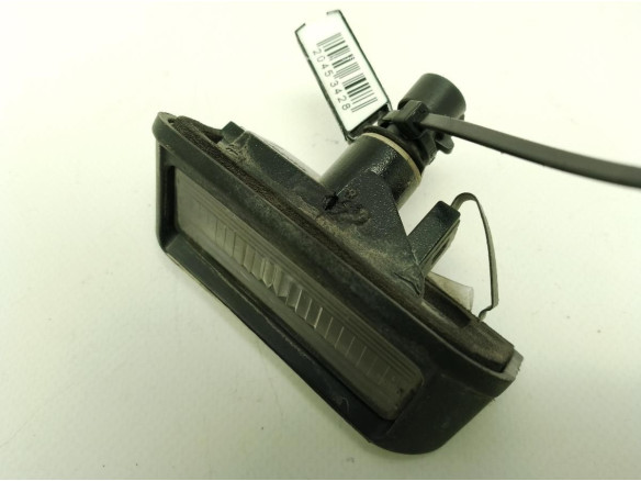 LUZ MATRICULA FIAT FIORINO Furgón/ranchera familiar (225_)|Desguaces La Cabaña