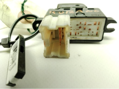 MANDO ELEVALUNAS PUERTA LATERAL TRASERO IZQUIERDO|Desguaces La Cabaña 2