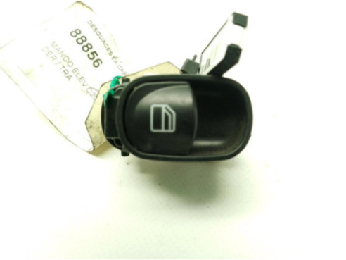 MANDO ELEVALUNAS PUERTA LAT DEL DER MERCEDES BENZ CLASE C (W203)|Desguaces La Cabaña