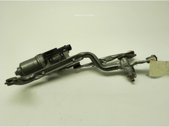1593004134 MOTOR LIMPIAPARABRISAS DEL TOYOTA YARIS (_P13_)|Desguaces La Cabaña