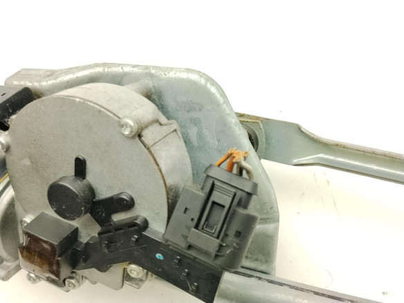 A1648202442, A1648201742 MOTOR LIMPIAPARABRISAS DEL MERCEDES BENZ CLASE M (W164)|Desguaces La Cabaña