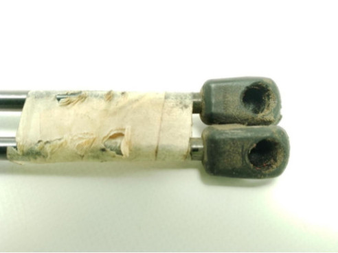 AMORTIGUADOR PORTON / TAPA MALETA OPEL CORSA E (X15)|Desguaces La Cabaña