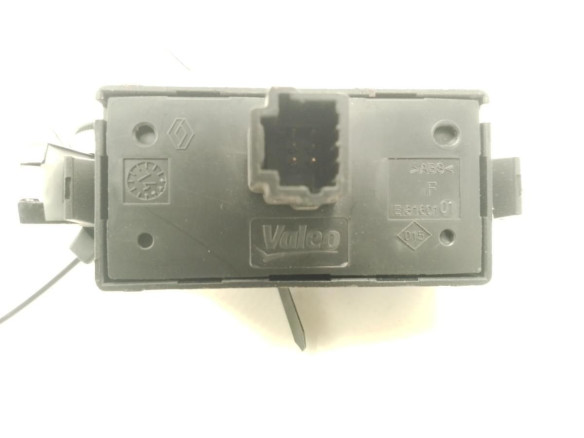 INTERRUPTOR WARNING DACIA SANDERO II|Desguaces La Cabaña