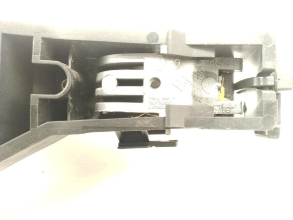 MANILLA PUERTA LAT TRA IZQ EXT RENAULT CLIO III (BR0/1, CR0/1)|Desguaces La Cabaña