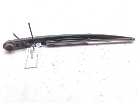 BRAZO LIMPIAPARABRISAS TRA PORTÓN PEUGEOT 3008 Limusina (0U_) |Desguaces La Cabaña