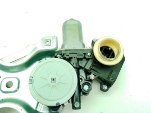 6981002300 ELEVALUNAS PUERTA LAT DEL IZQ TOYOTA COROLLA Sedán (_E15_)|Desguaces La Cabaña