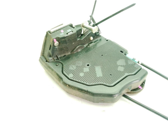 6906042021 CERRADURA PUERTA LAT TRA IZQ TOYOTA COROLLA Sedán (_E15_)|Desguaces La Cabaña