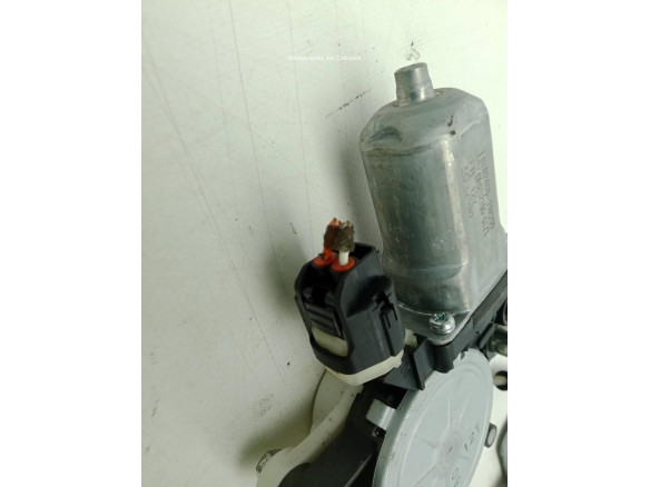 824021W010 ELEVALUNAS PUERTA LAT DEL DER KIA RIO III (UB)|Desguaces La Cabaña