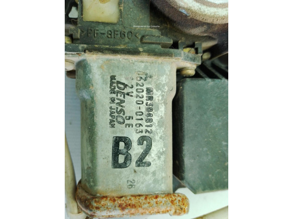 MR304812 ELEVALUNAS PUERTA LAT DEL DER MITSUBISHI MONTERO CLASSIC (V2_W)|Desguaces La Cabaña