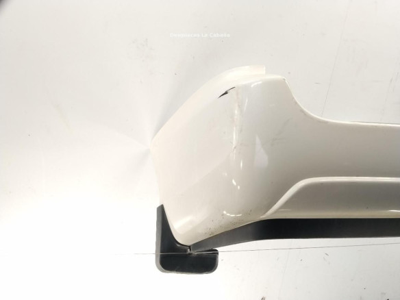   PARAGOLPES TRA TOYOTA SIENNA (_L3_)|Desguaces La Cabaña