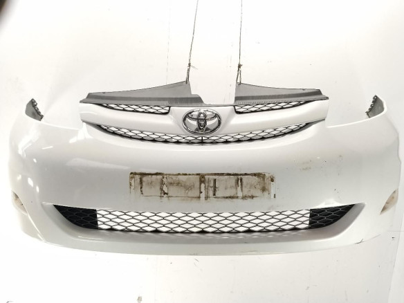   PARAGOLPES DEL TOYOTA SIENNA (_L3_)|Desguaces La Cabaña