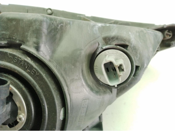  FARO DERECHO TOYOTA SIENNA (_L3_)|Desguaces La Cabaña