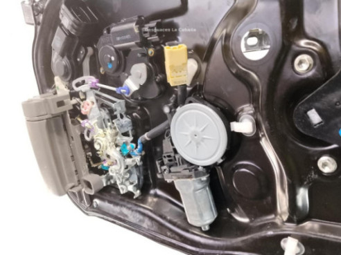   ELEVALUNAS PUERTA LAT TRA IZQ TOYOTA SIENNA (_L3_)|Desguaces La Cabaña