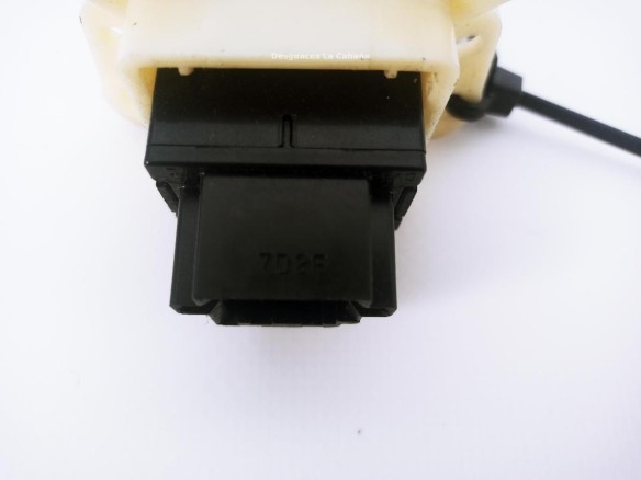 7D2F INTERRUPTOR WARNING MITSUBISHI L 200 / TRITON (KA_T, KB_T) |Desguaces La Cabaña