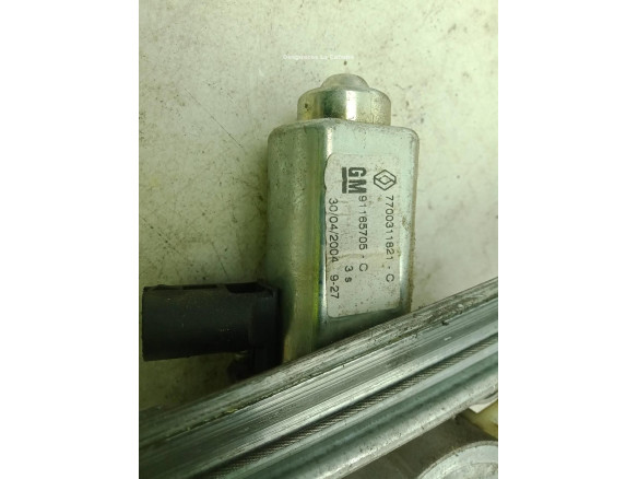   ELEVALUNAS PUERTA LAT DEL DER OPEL VIVARO A Combi (X83)|Desguaces La Cabaña