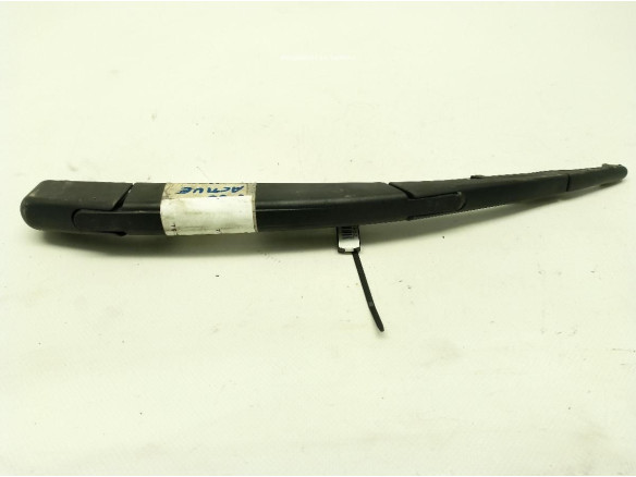 BRAZO LIMPIAPARABRISAS TRA PORTÓN HYUNDAI i20 (GB)|Desguaces La Cabaña
