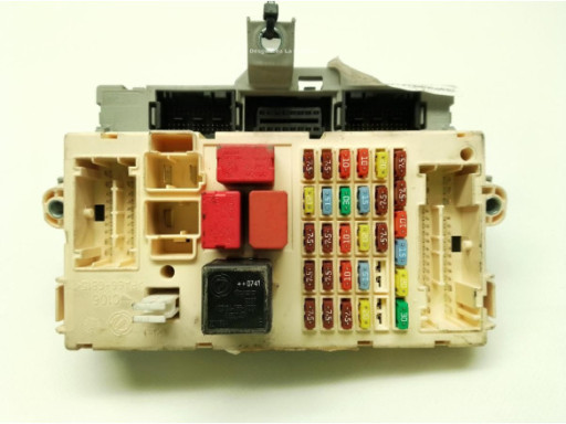 CAJA FUSIBLES INTERIOR (BSI)|Desguaces La Cabaña