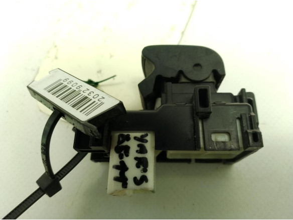 MANDO ELEVALUNAS PUERTA LAT DEL DER TOYOTA YARIS (_P13_)|Desguaces La Cabaña