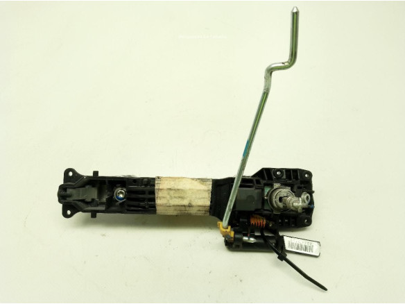 MANILLA PUERTA LAT DEL IZQ EXT TOYOTA YARIS (_P9_)|Desguaces La Cabaña