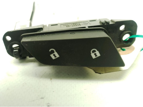 INTERRUPTOR BLOQUEO PUERTAS CHEVROLET CRUZE (J300)|Desguaces La Cabaña