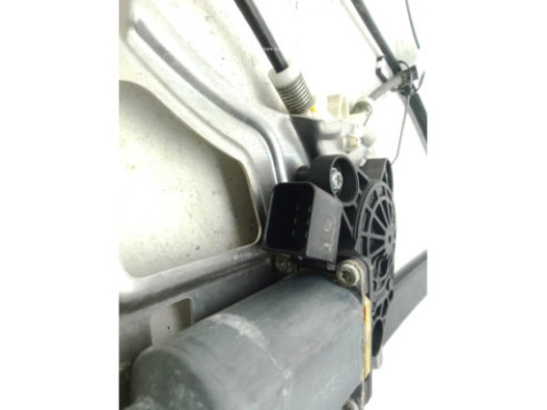 A2207200346 ELEVALUNAS PUERTA LAT DEL IZQ MERCEDES BENZ CLASE S (W220)|Desguaces La Cabaña