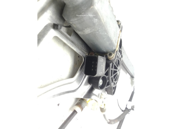 A2207200446 ELEVALUNAS PUERTA LAT DEL DER MERCEDES BENZ CLASE S (W220)|Desguaces La Cabaña