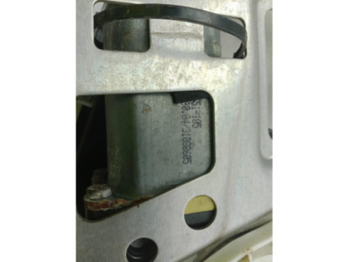 A2207200446 ELEVALUNAS PUERTA LAT DEL DER MERCEDES BENZ CLASE S (W220)|Desguaces La Cabaña