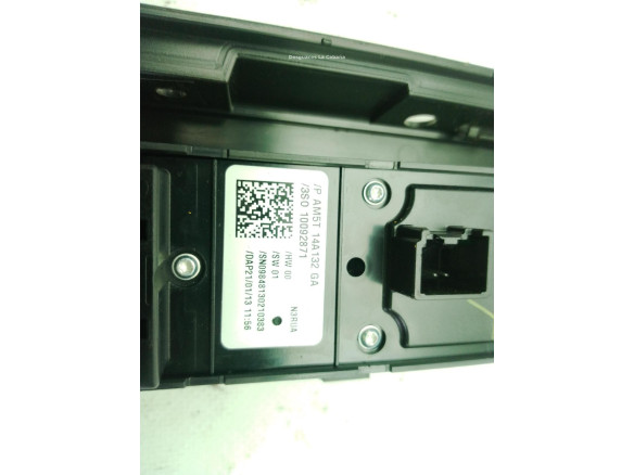 2032975 AM5T14A132GA MANDO ELEVALUNAS PUERTA LAT DEL IZQ FORD B-MAX (JK)|Desguaces La Cabaña