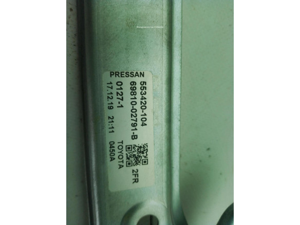 6981002791 ELEVALUNAS PUERTA LAT DEL DER TOYOTA COROLLA Sedán (_E21_)|Desguaces La Cabaña