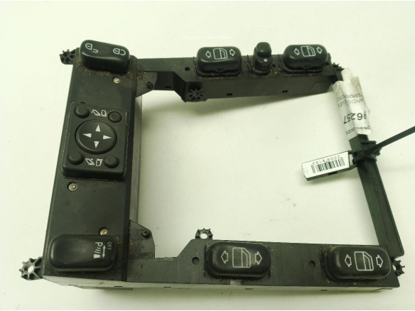 A1638205010, MANDO ELEVALUNAS CONSOLA CENTRAL MERCEDES BENZ CLASE M (W163)|Desguaces La Cabaña