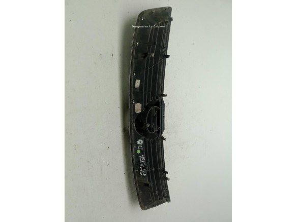 REJILLA / CALANDRA OPEL OMEGA B (V94)|Desguaces La Cabaña