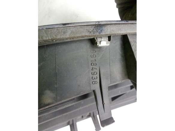 REJILLA / CALANDRA OPEL OMEGA B (V94)|Desguaces La Cabaña