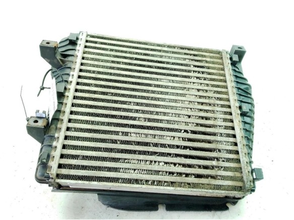 7P0145804D INTERCOOLER DERECHO VW TOUAREG (7LA, 7L6, 7L7)|Desguaces La Cabaña