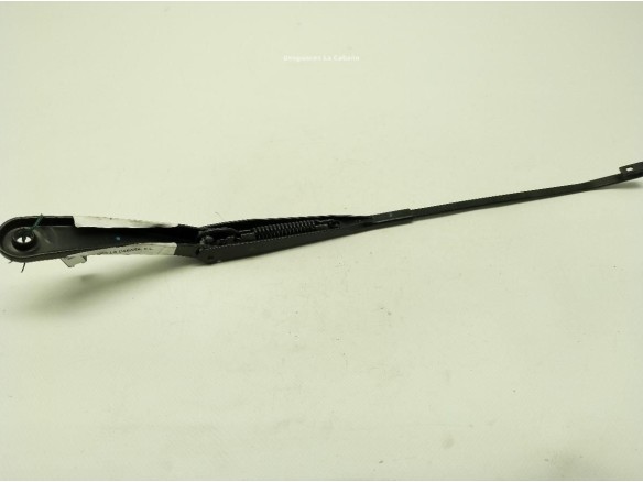 BRAZO LIMPIAPARABRISAS DEL DER DACIA DUSTER|Desguaces La Cabaña