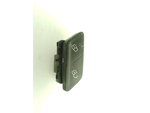 INTERRUPTOR BLOQUEO PUERTAS VW GOLF VII (5G1, BQ1, BE1, BE2)|Desguaces La Cabaña