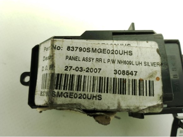 MANDO ELEVALUNAS PUERTA LAT TRA DER HONDA CIVIC VIII Hatchback (FN, FK)|Desguaces La Cabaña