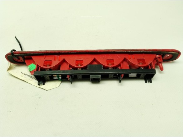 TERCERA LUZ DE FRENO PEUGEOT 107|Desguaces La Cabaña