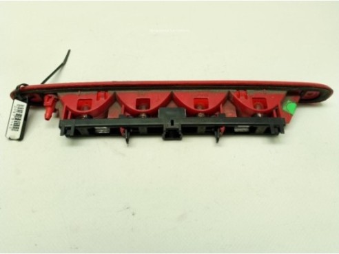 TERCERA LUZ DE FRENO PEUGEOT 107|Desguaces La Cabaña