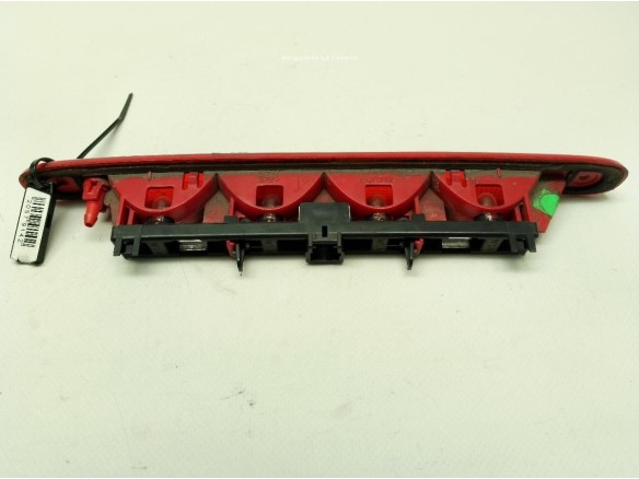 TERCERA LUZ DE FRENO PEUGEOT 107|Desguaces La Cabaña