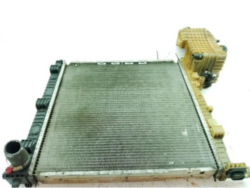 A6385012701 RADIADOR AGUA MERCEDES BENZ CLASE V Furgón (638/2)|Desguaces La Cabaña