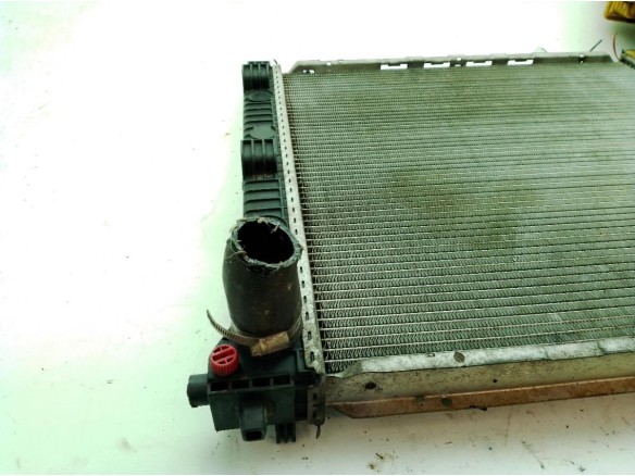 A6385012701 RADIADOR AGUA MERCEDES BENZ CLASE V Furgón (638/2)|Desguaces La Cabaña