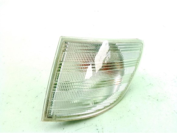 A2108200421 PILOTO DEL IZQ MERCEDES BENZ CLASE V Furgón (638/2)|Desguaces La Cabaña