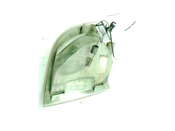 A2108200421 PILOTO DEL IZQ MERCEDES BENZ CLASE V Furgón (638/2)|Desguaces La Cabaña