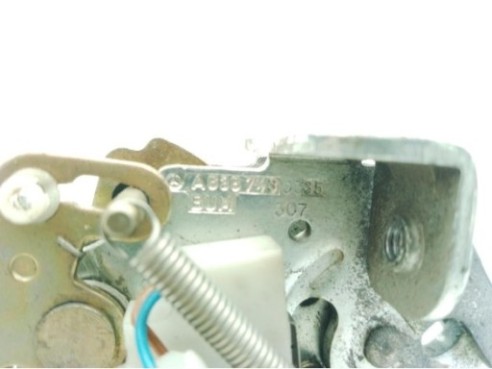 A6387430235 CERRADURA PORTON / TAPA MALETA MERCEDES BENZ CLASE V Furgón (638/2)|Desguaces La Cabaña