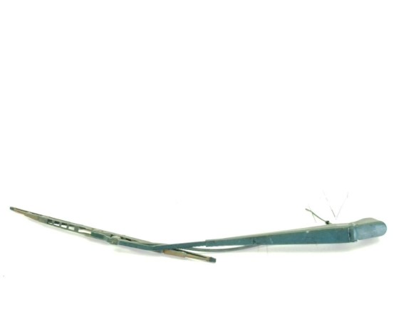 A6388201944 BRAZO LIMPIAPARABRISAS TRA PORTÓN MERCEDES BENZ CLASE V Furgón (638/2)|Desguaces La Cabaña