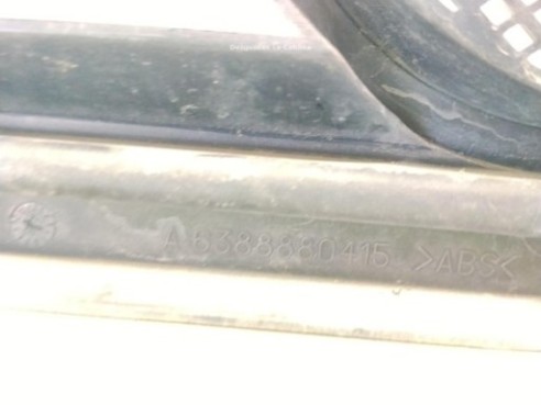 A6388800483 REJILLA / CALANDRA MERCEDES BENZ VITO Autobús (638)|Desguaces La Cabaña