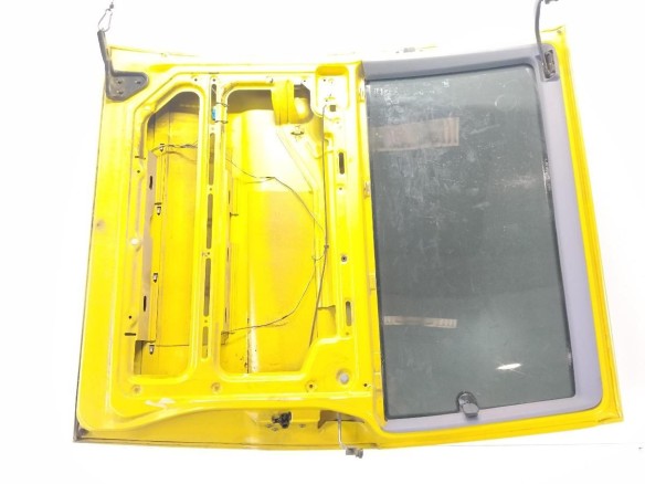 A638730010528 PUERTA LAT TRA DER MERCEDES BENZ VITO Autobús (638)|Desguaces La Cabaña