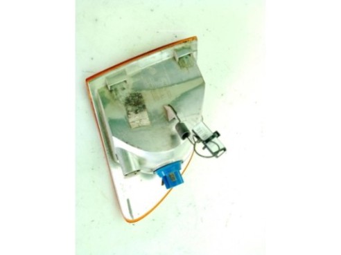 A2108200421 PILOTO DEL IZQ MERCEDES BENZ VITO Autobús (638)|Desguaces La Cabaña