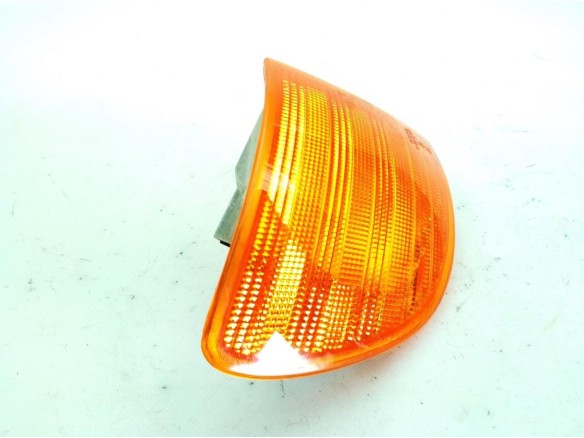 A2108200421 PILOTO DEL DER MERCEDES BENZ VITO Autobús (638)|Desguaces La Cabaña