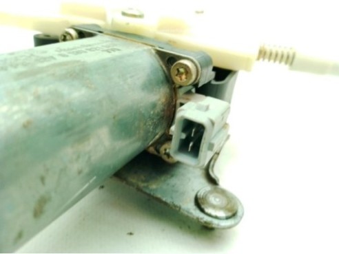 A6387200046 ELEVALUNAS PUERTA LAT DEL IZQ MERCEDES BENZ VITO Autobús (638)|Desguaces La Cabaña